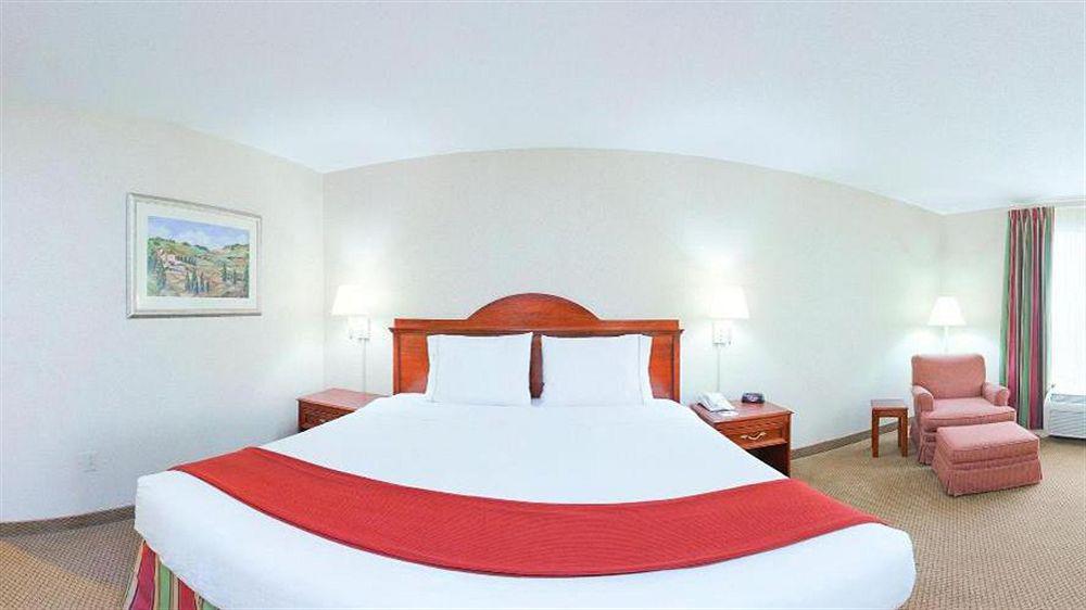 Holiday Inn Express Hotel & Suites Bowling Green By Ihg Exteriör bild