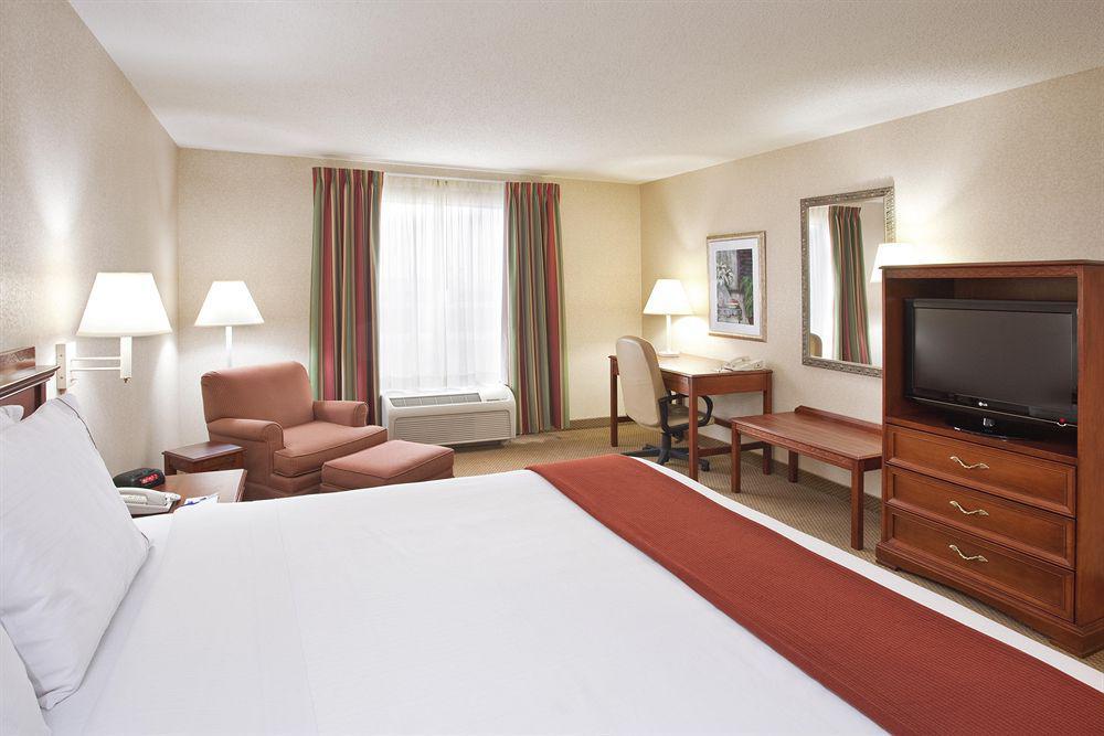 Holiday Inn Express Hotel & Suites Bowling Green By Ihg Rum bild