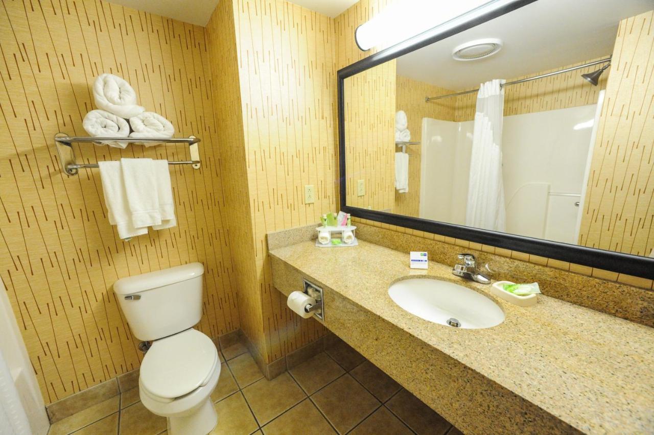 Holiday Inn Express Hotel & Suites Bowling Green By Ihg Exteriör bild